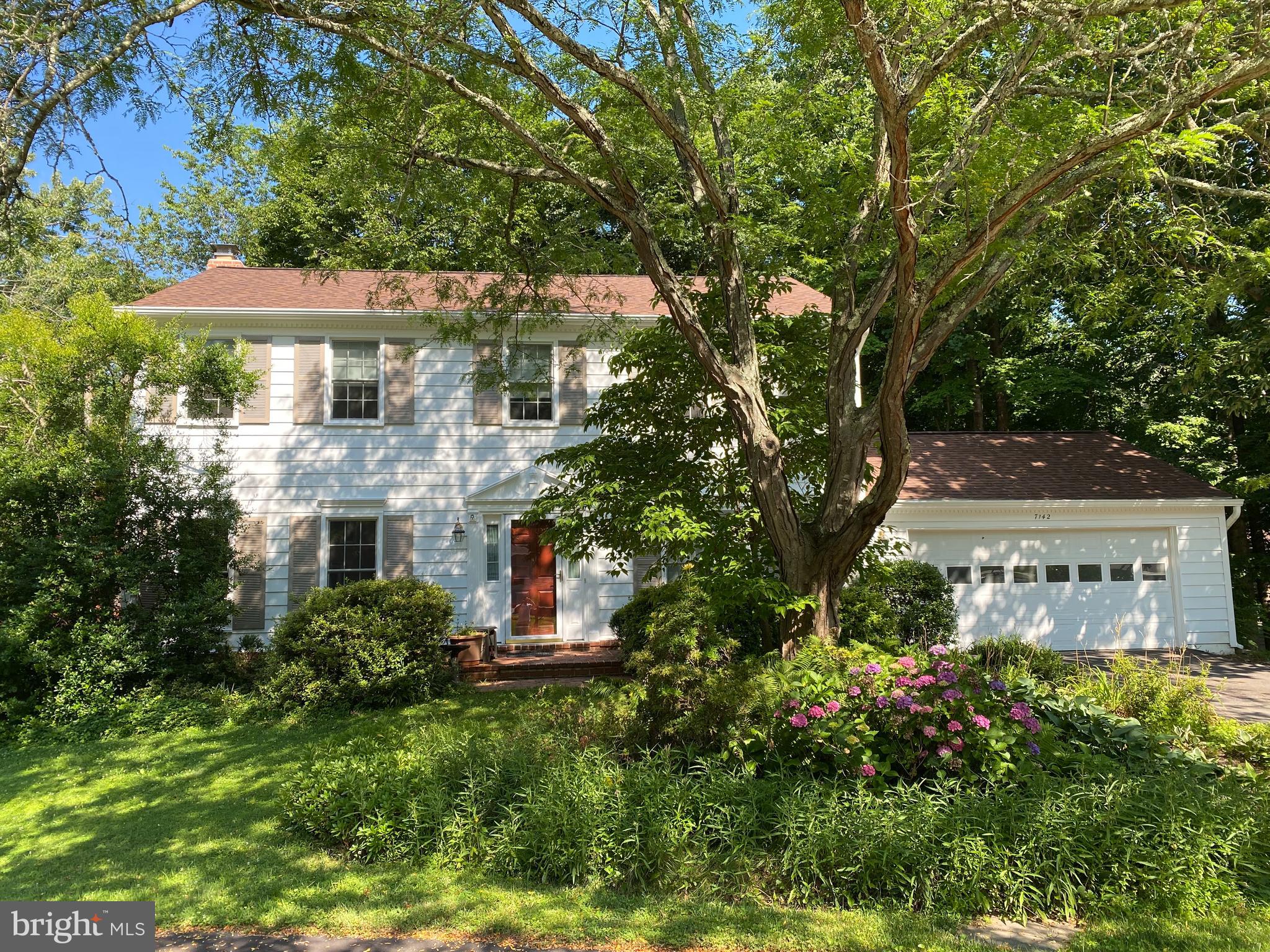 7142 Rolling Forest Avenue Springfield, VA 22152 - Photo 2 of 40 7142 Rolling Forest Avenue