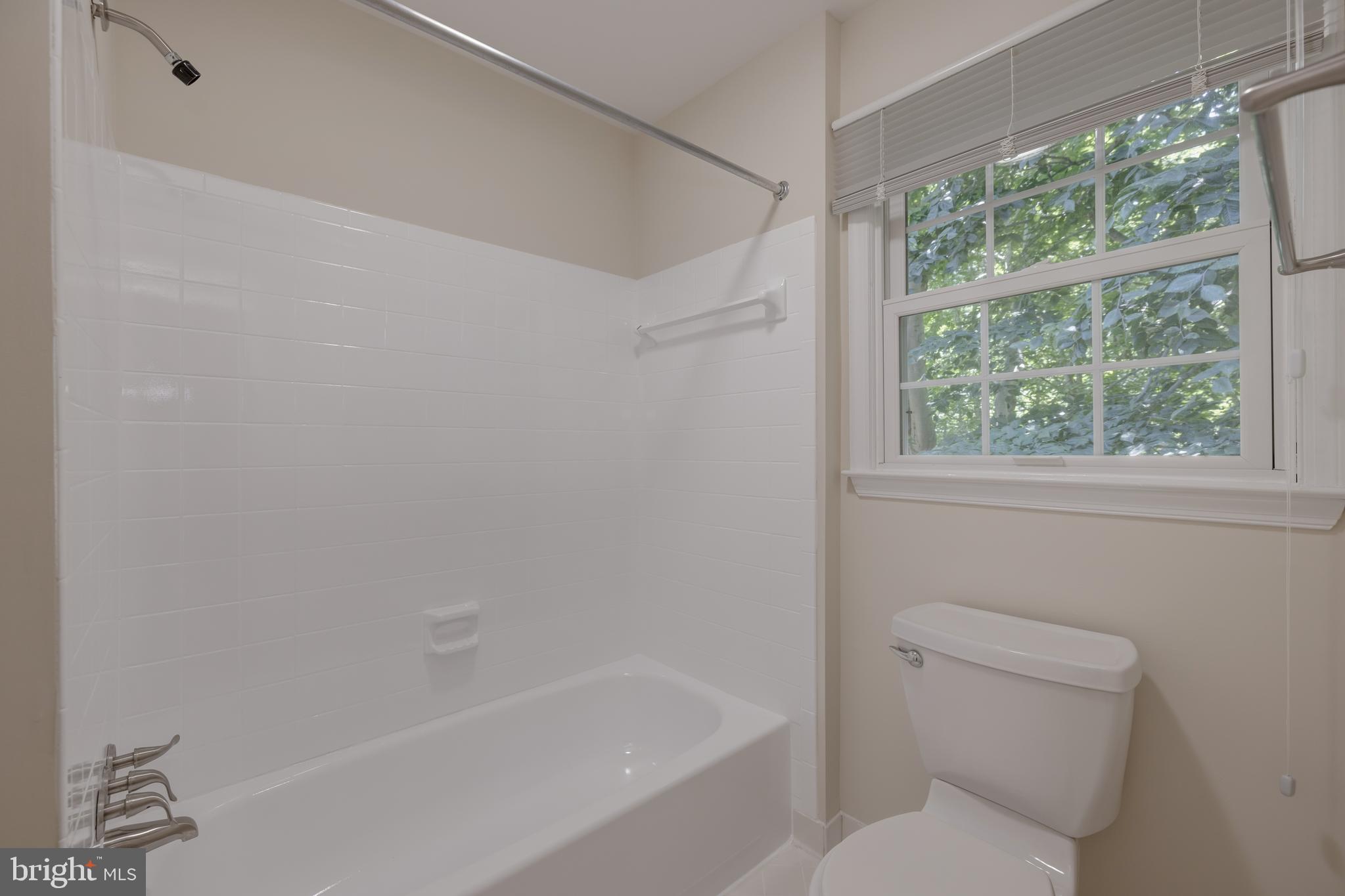 7142 Rolling Forest Avenue Springfield, VA 22152 - Photo 28 of 40 Bathroom