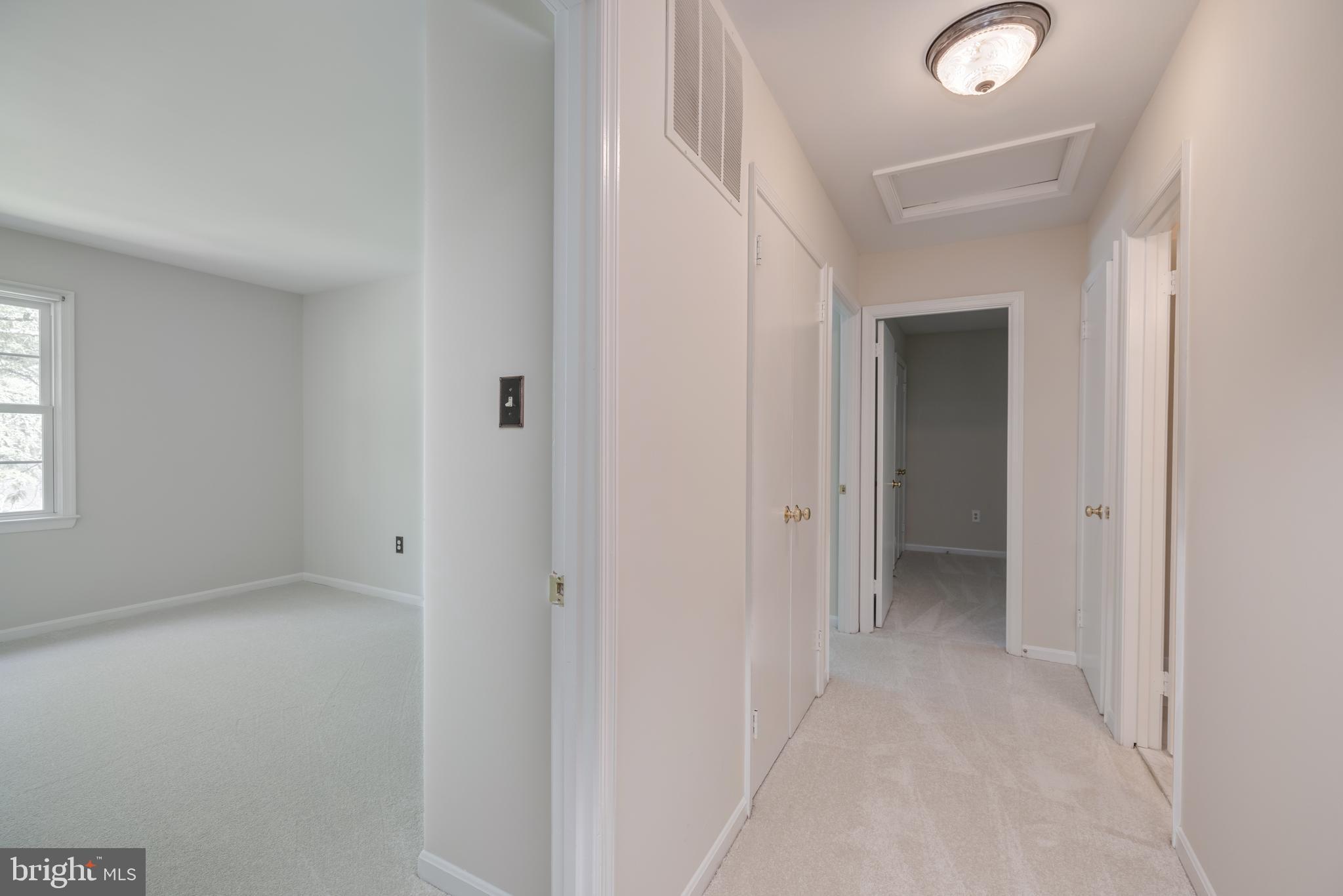 7142 Rolling Forest Avenue Springfield, VA 22152 - Photo 30 of 40 Upstairs Hallway