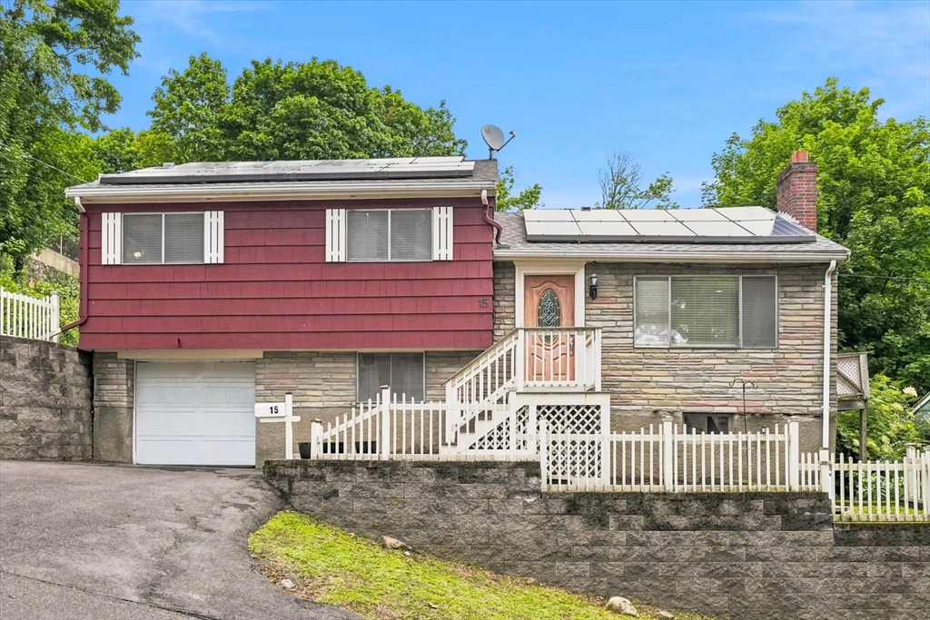 15 Burdett Road Lynn, MA 01904 - Photo 3 of 40