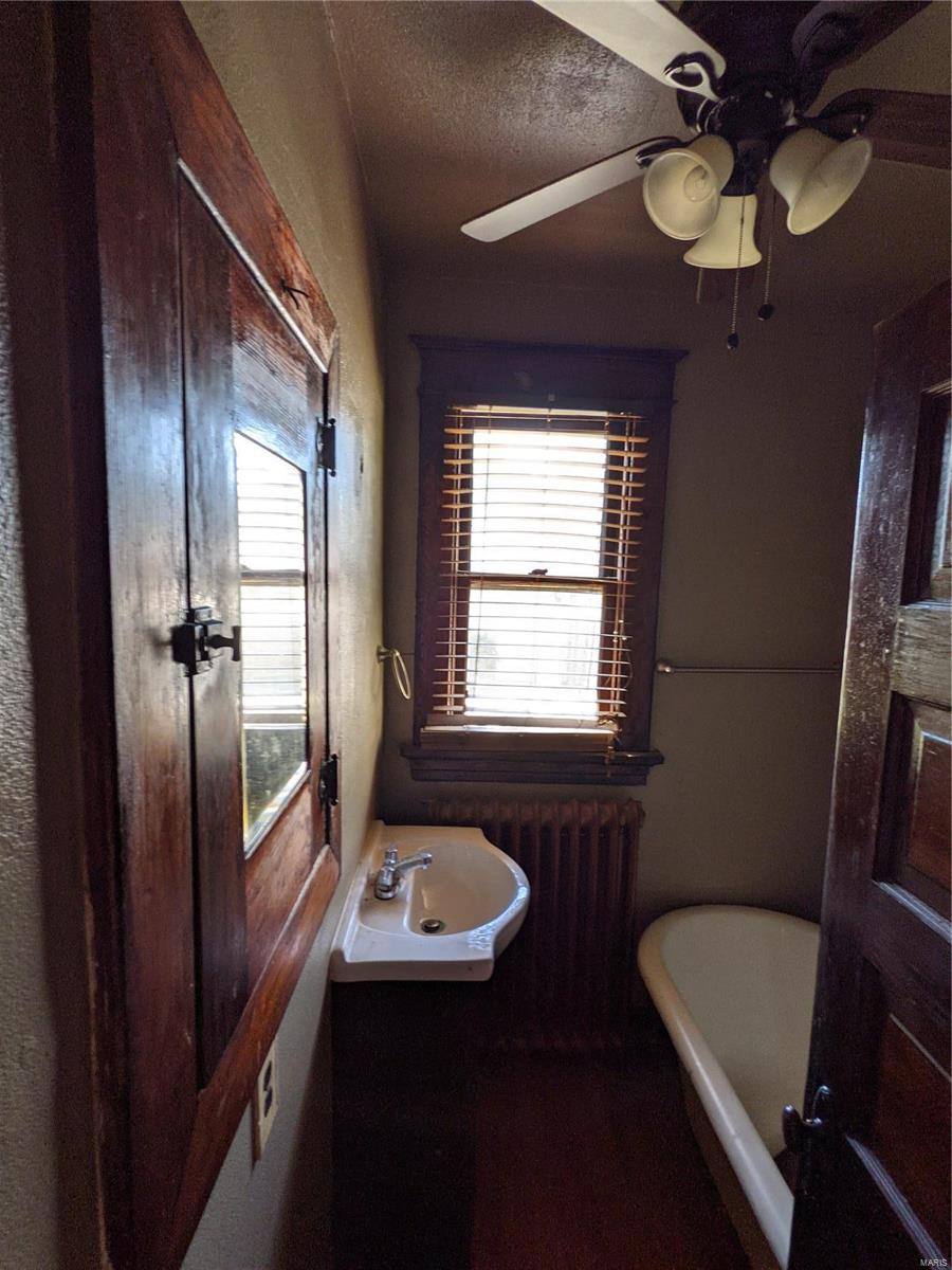 821 Troy Road Edwardsville, IL 62025 - Photo 11 of 21 Gallery Image 11
