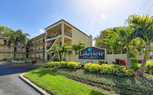 $1,700 | 14130 Rosemary Lane, Unit 3207, Largo, FL 33774