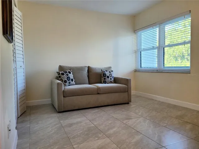 $1,700 | 14130 Rosemary Lane, Unit 3207, Largo, FL 33774