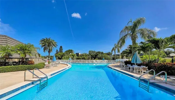 $1,600 | 14130 Rosemary Lane, Unit 3207, Largo, FL 33774