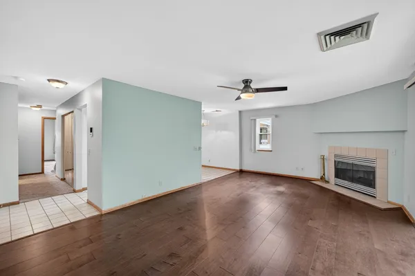$235,000 | 5548 Century, Unit 4, Middleton, WI 53562