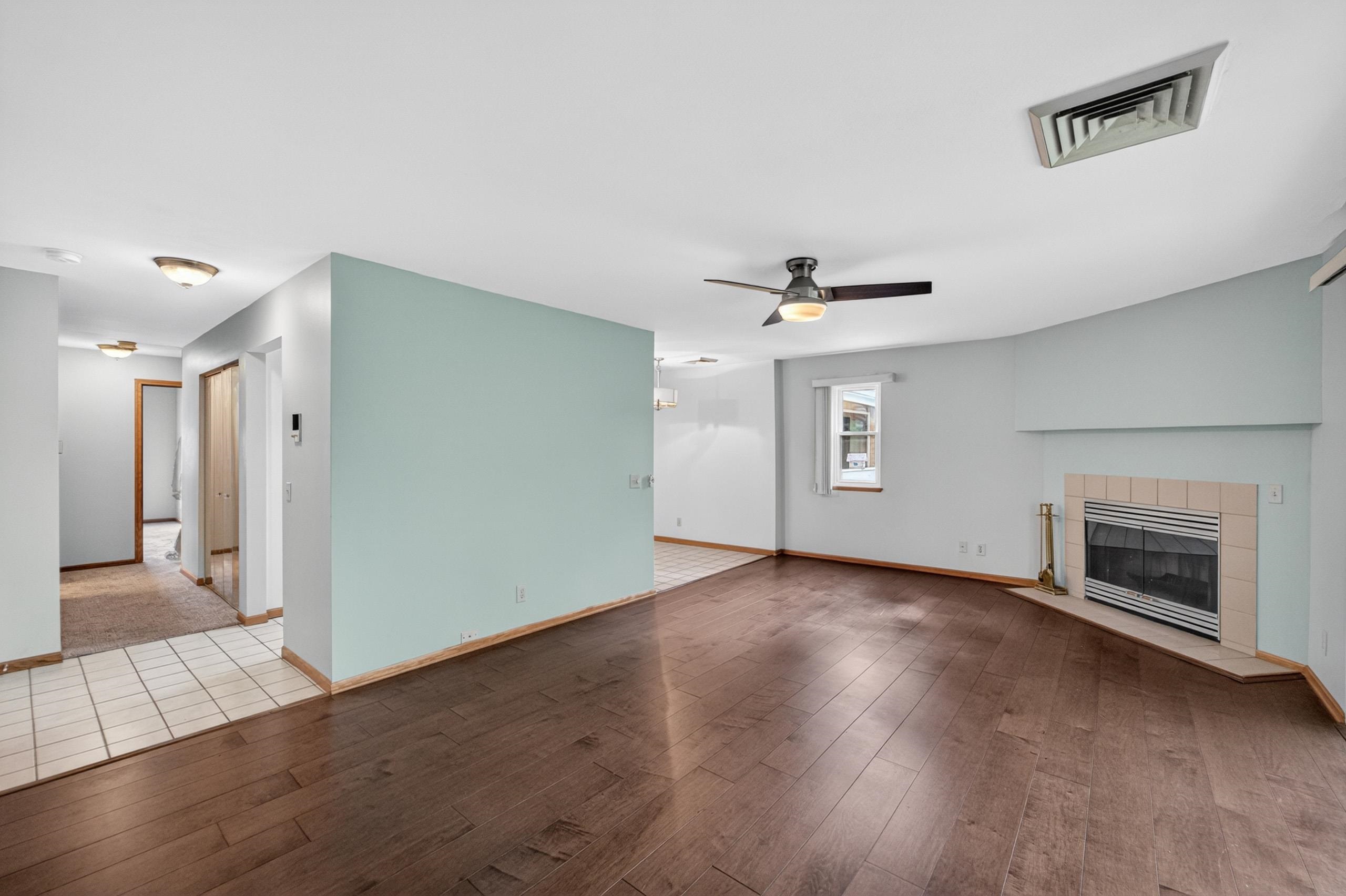 5548 Century, Unit 4 Middleton, WI 53562 - Photo 1 of 27