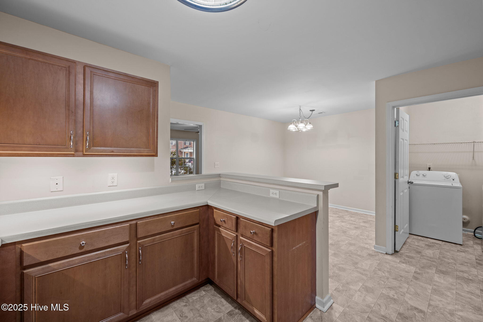 100 Apache Trail Havelock, NC 28532 - Photo 11 of 27 13-web-or-mls-0C0A8015
