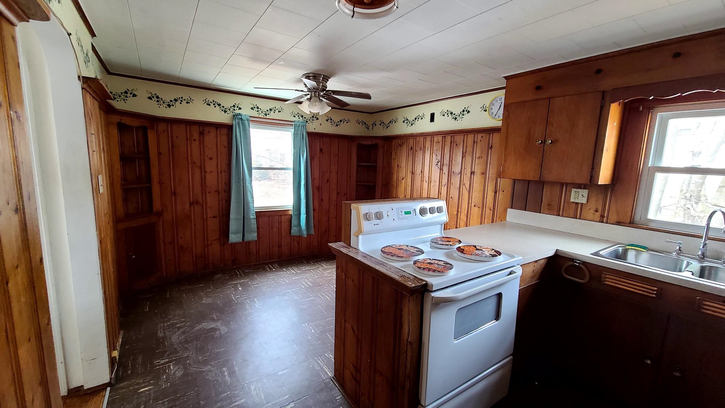 112 Baxter Street Rutland, VT 05701 - Photo 11 of 29 Gallery Image 11