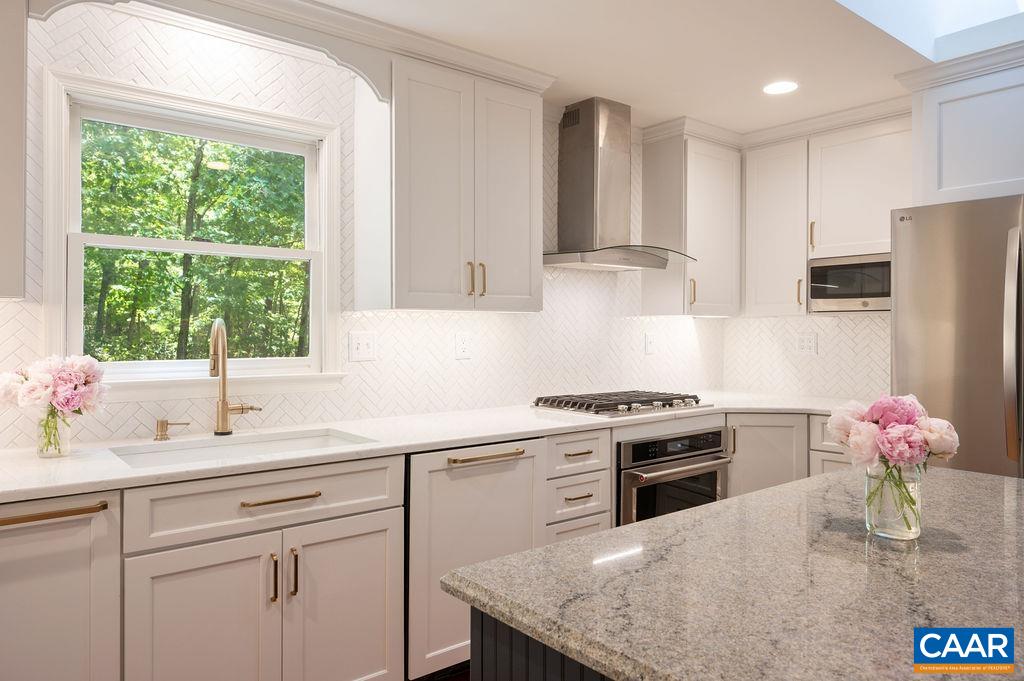 315 Terrell Road West Charlottesville, VA 22901 - Photo 13 of 52 Kitchen
