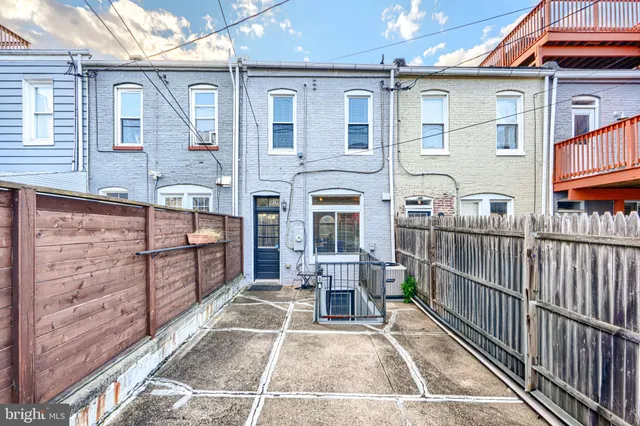 a view of a house with sitting area