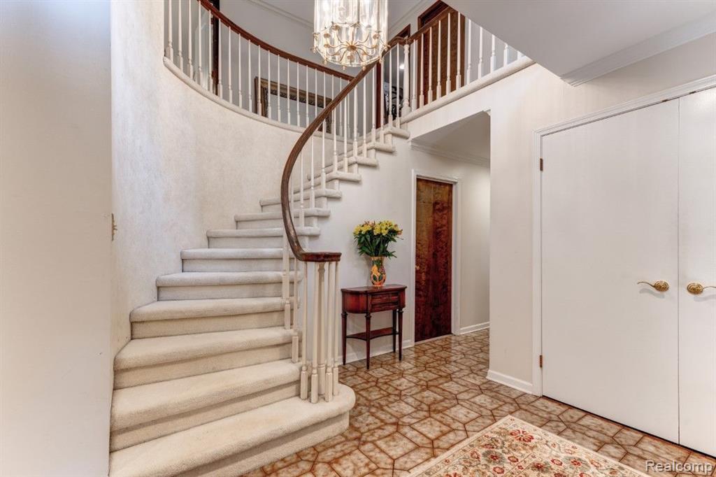 28265 West 14 Mile Road Farmington Hills, MI 48334 - Photo 22 of 69