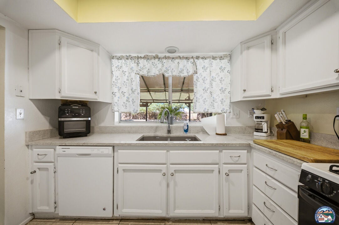 2015 Erwin Road El Centro, CA 92243 - Photo 8 of 20 Gallery Image 8