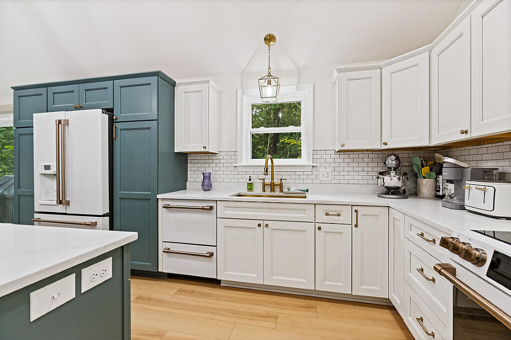 49 Lindsay Way Sidney, ME 04330 - Photo 15 of 62 1000014818