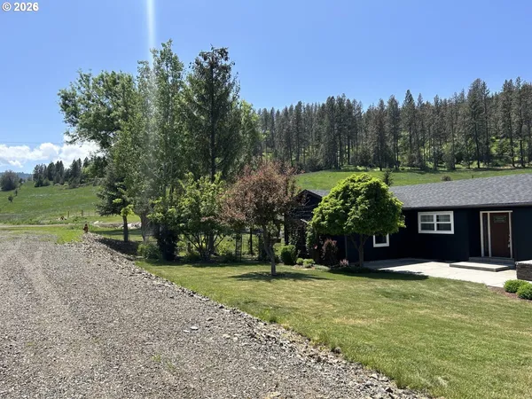 $680,000 | 506 South Holmes Street, Wallowa, OR 97885
