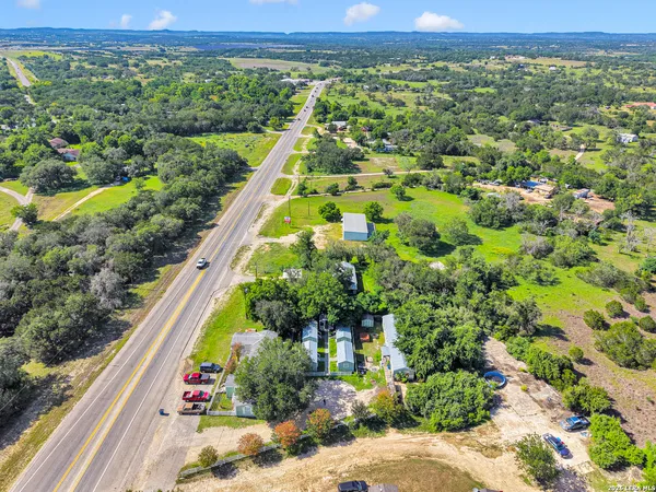 $590,000 | 686 Highway 173, Bandera, TX 78003