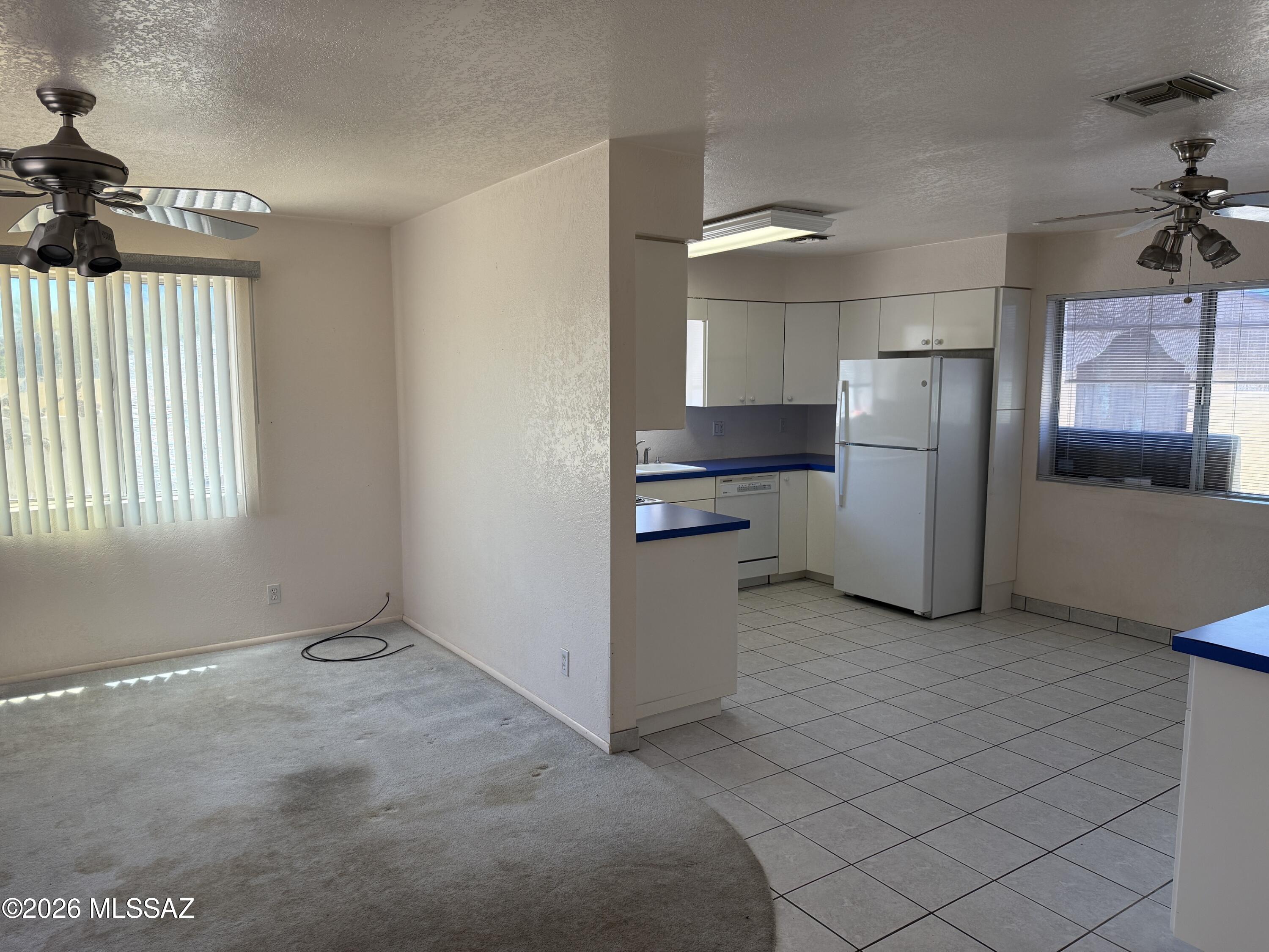 4086 East Montecito Street Tucson, AZ 85711 - Photo 19 of 49 IMG_4952