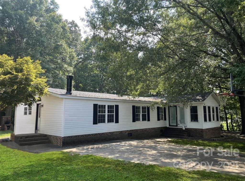 4712 Nesbit Road Monroe, NC 28112 - Photo 1 of 17 Gallery Image 1