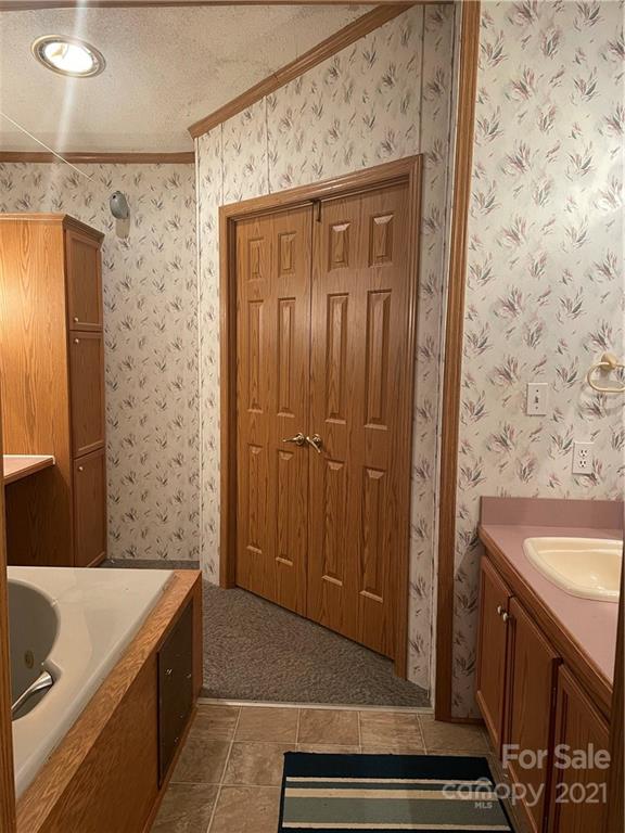 4712 Nesbit Road Monroe, NC 28112 - Photo 11 of 17 Gallery Image 11
