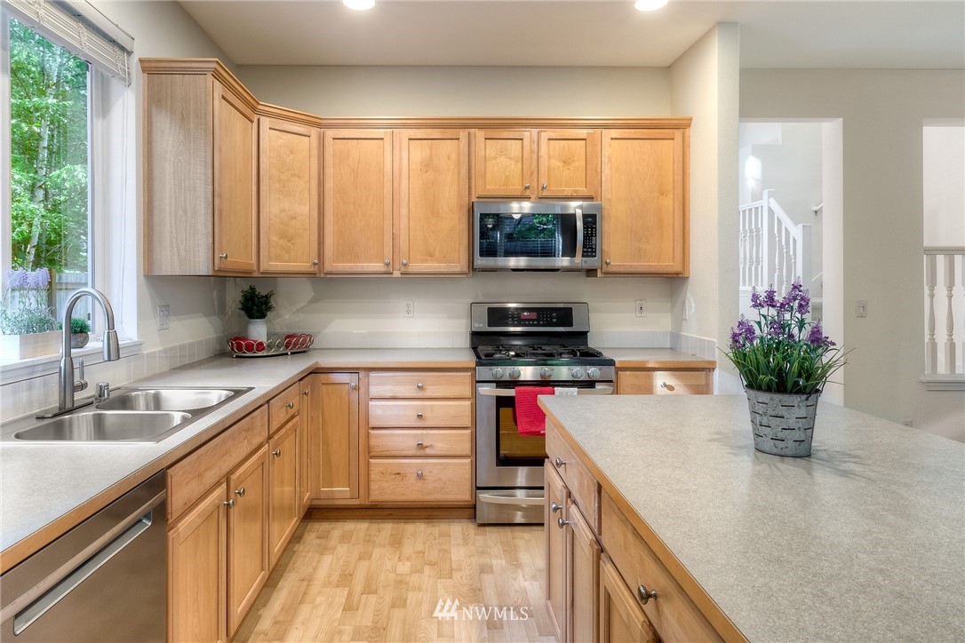 110 170th Street Southeast Bothell, WA 98012 - Photo 11 of 25