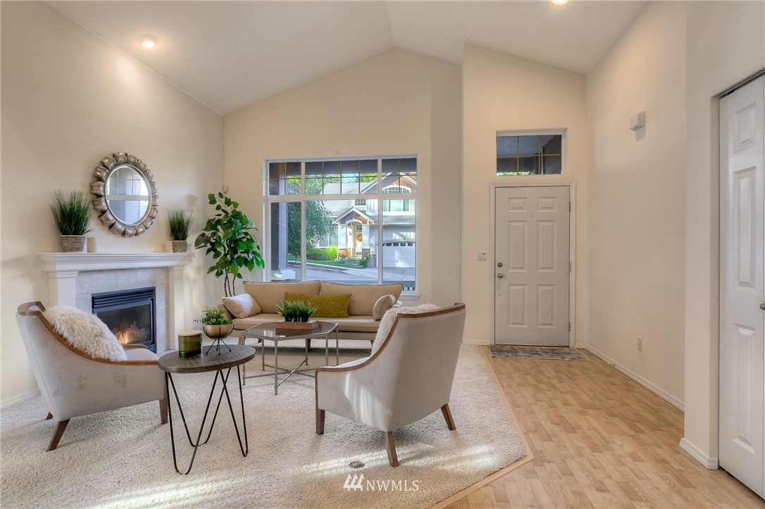 110 170th Street Southeast Bothell, WA 98012 - Photo 5 of 25