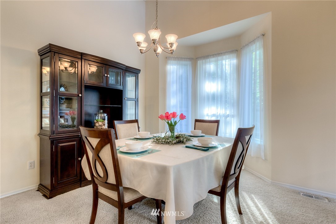 110 170th Street Southeast Bothell, WA 98012 - Photo 7 of 25