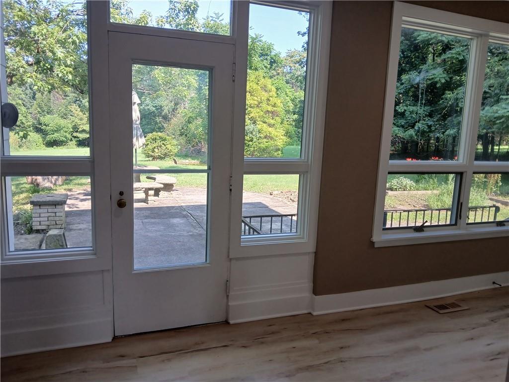 1211 Reed Street Irwin, PA 15642 - Photo 18 of 44 Sunroom