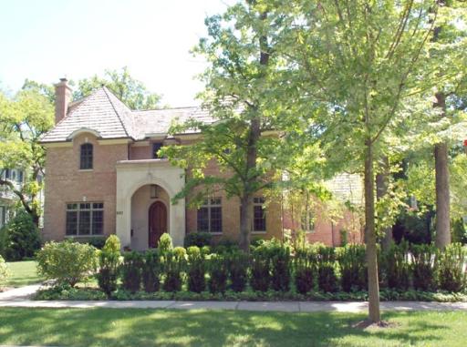 840 Tower Road Winnetka, IL 60093 - Photo 1 of 1 a front view of a house with garden