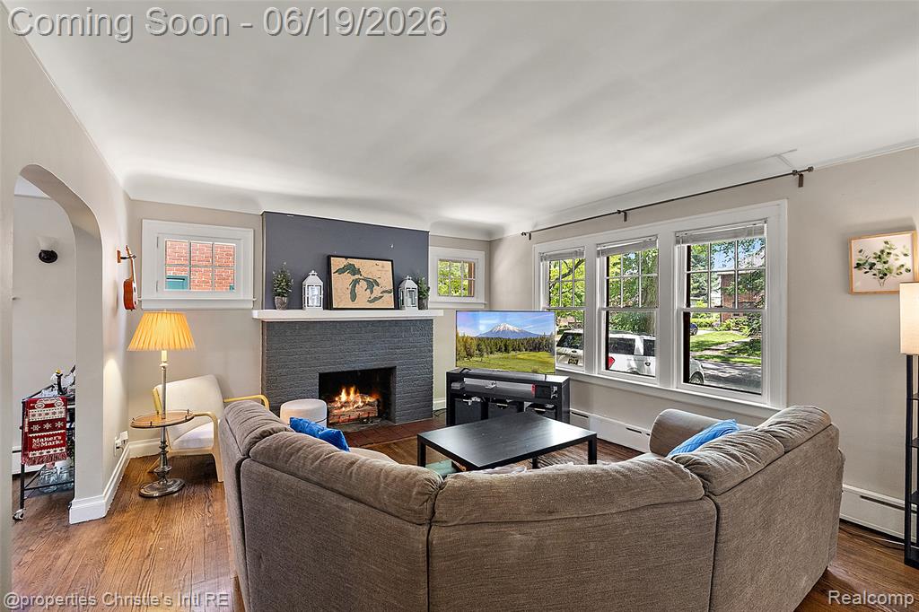 1251 Bishop Road Grosse Pointe, MI 48230 - Photo 8 of 50
