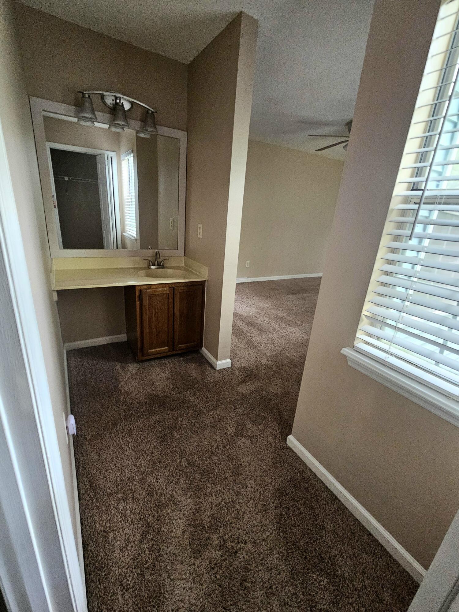 174 Commons Way Goose Creek, SC 29445 - Photo 9 of 15 20240410_124259