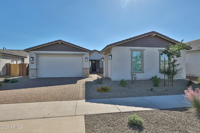 $2,300 | 25079 North 171st Avenue, Surprise, AZ 85387