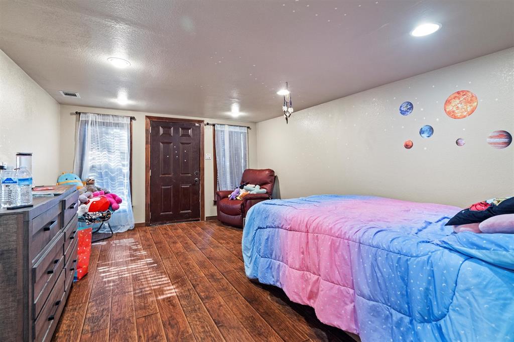 801 North Main Street Tioga, TX 76271 - Photo 21 of 34
