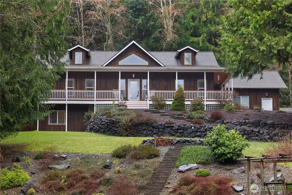 $749,000 | 80 East Sea Breeze Drive, Grapeview, WA 98546