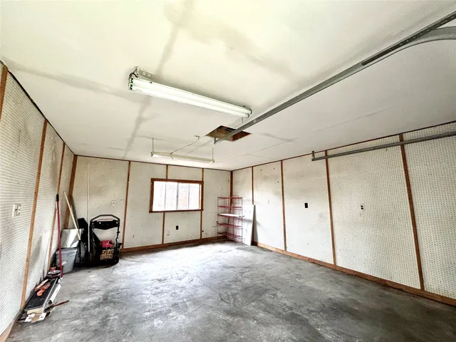 $2,000 | 13034 Peoria Street, Houston, TX 77015