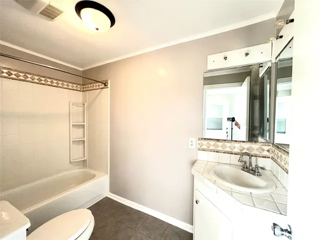 $2,000 | 13034 Peoria Street, Houston, TX 77015