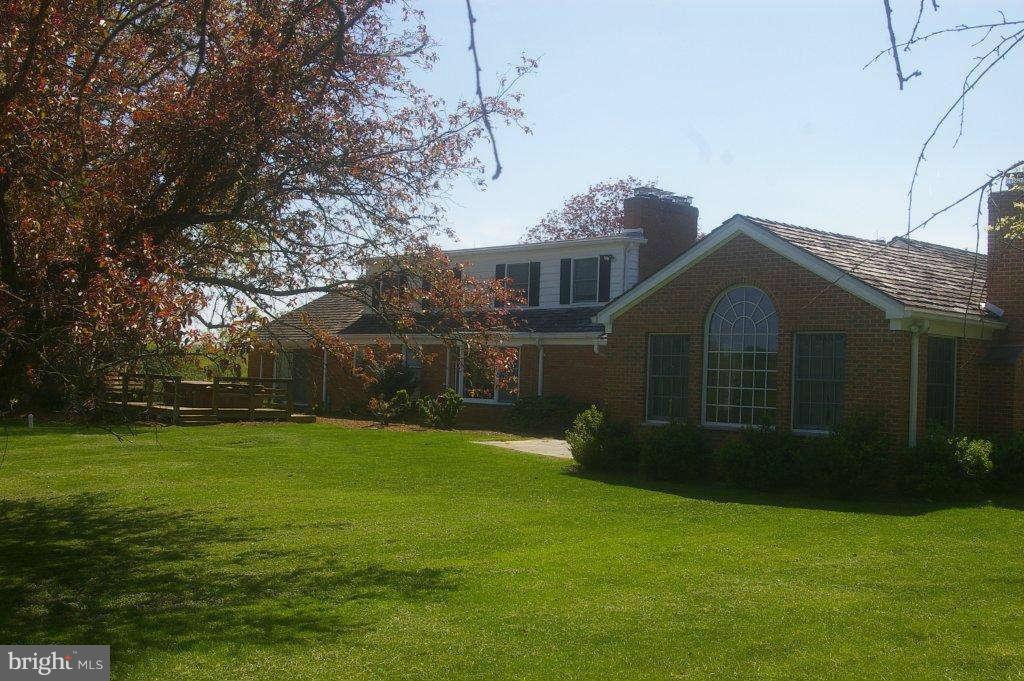 14115 Turkey Foot Road North Potomac, MD 20878 - Photo 3 of 16 Exterior (General)