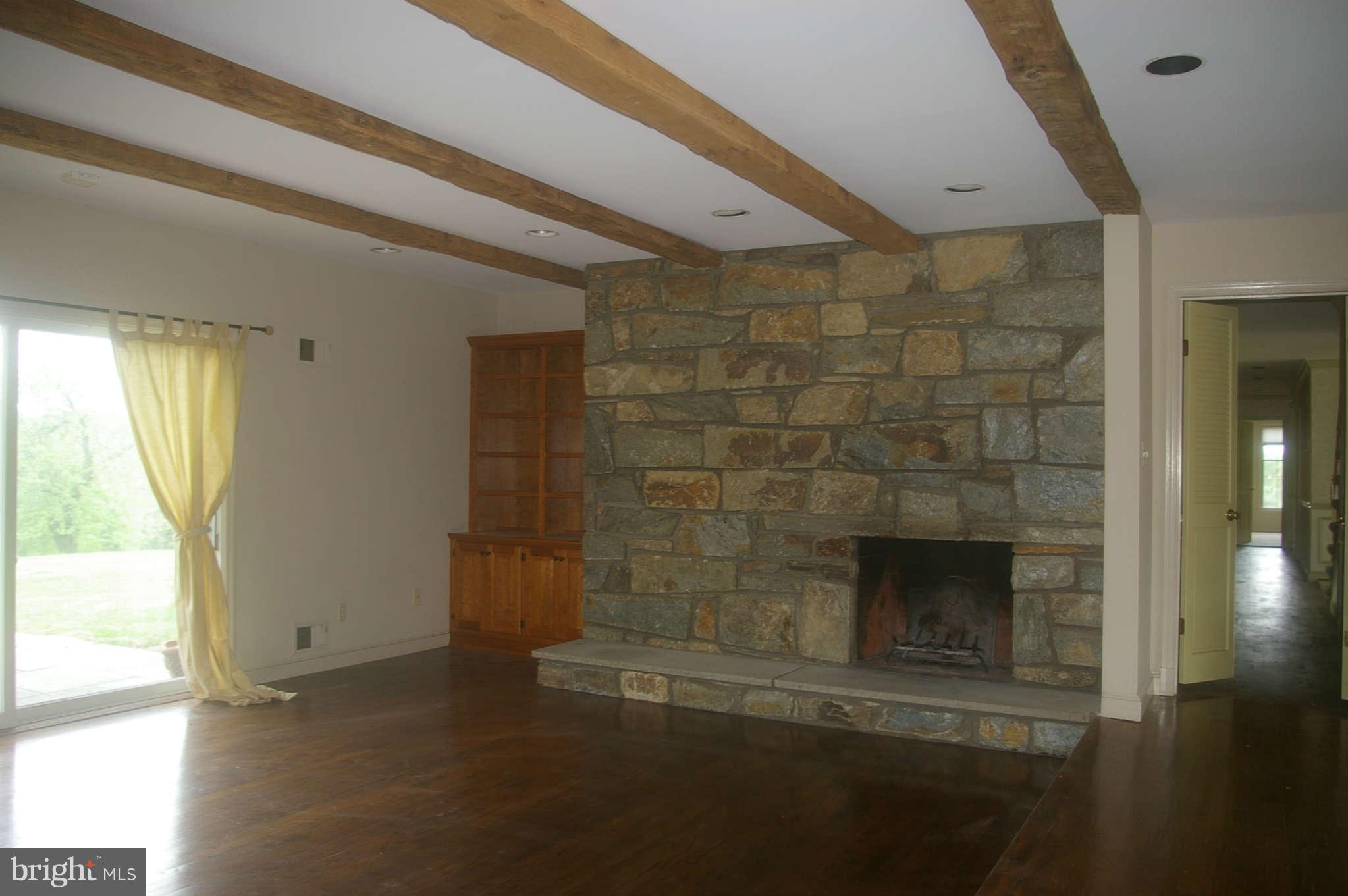14115 Turkey Foot Road North Potomac, MD 20878 - Photo 5 of 16 Interior (General)