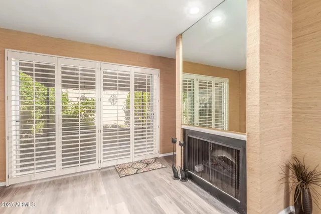 $2,100 | 6735 North 16th Place, Phoenix, AZ 85016