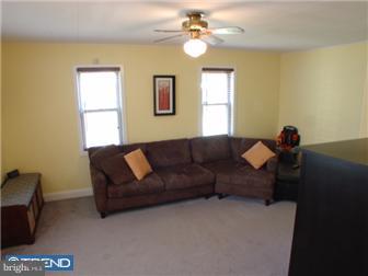 202 Pennsylvania Road Brooklawn, NJ 08030 - Photo 8 of 12 Living Room