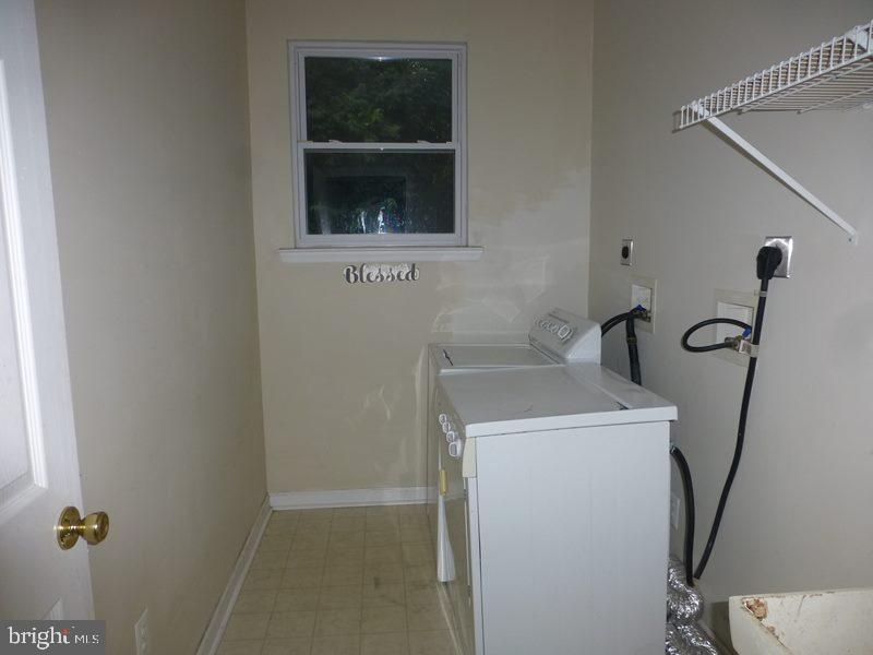 198 Harrison Road Brookhaven, PA 19015 - Photo 30 of 32 Gallery Image 30