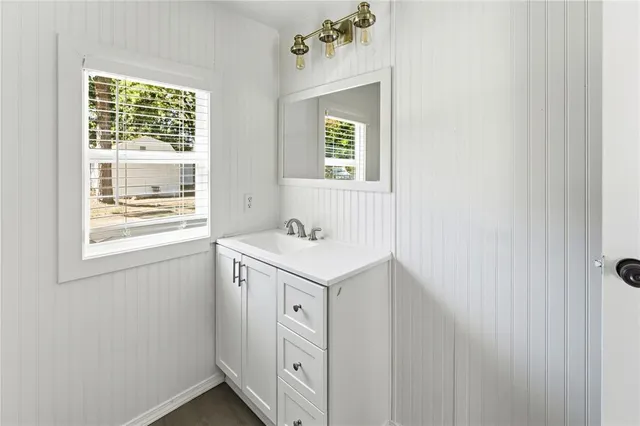 $1,200 | 4012 County Road 3190, Tyler, TX 75706