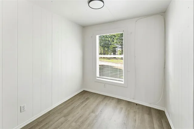 $1,200 | 4012 County Road 3190, Tyler, TX 75706