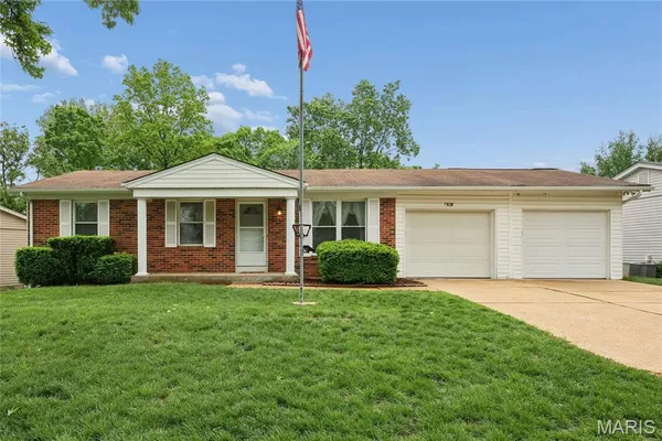 $250,000 | 1418 Twin Trails Drive, Fenton, MO 63026