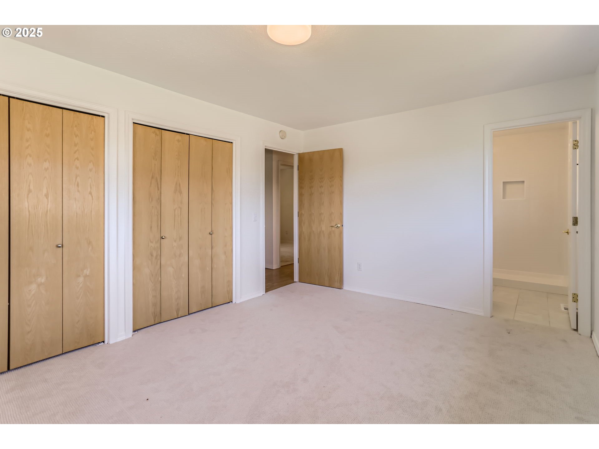 7471 Southwest Woodbury Loop Wilsonville, OR 97070 - Photo 14 of 28