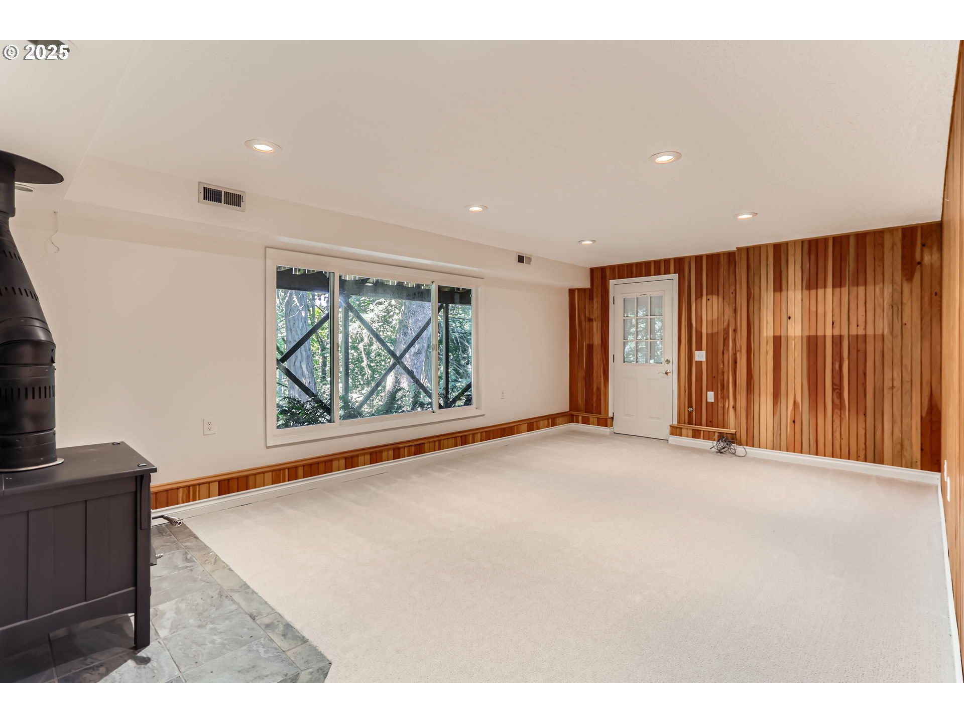 7471 Southwest Woodbury Loop Wilsonville, OR 97070 - Photo 20 of 28