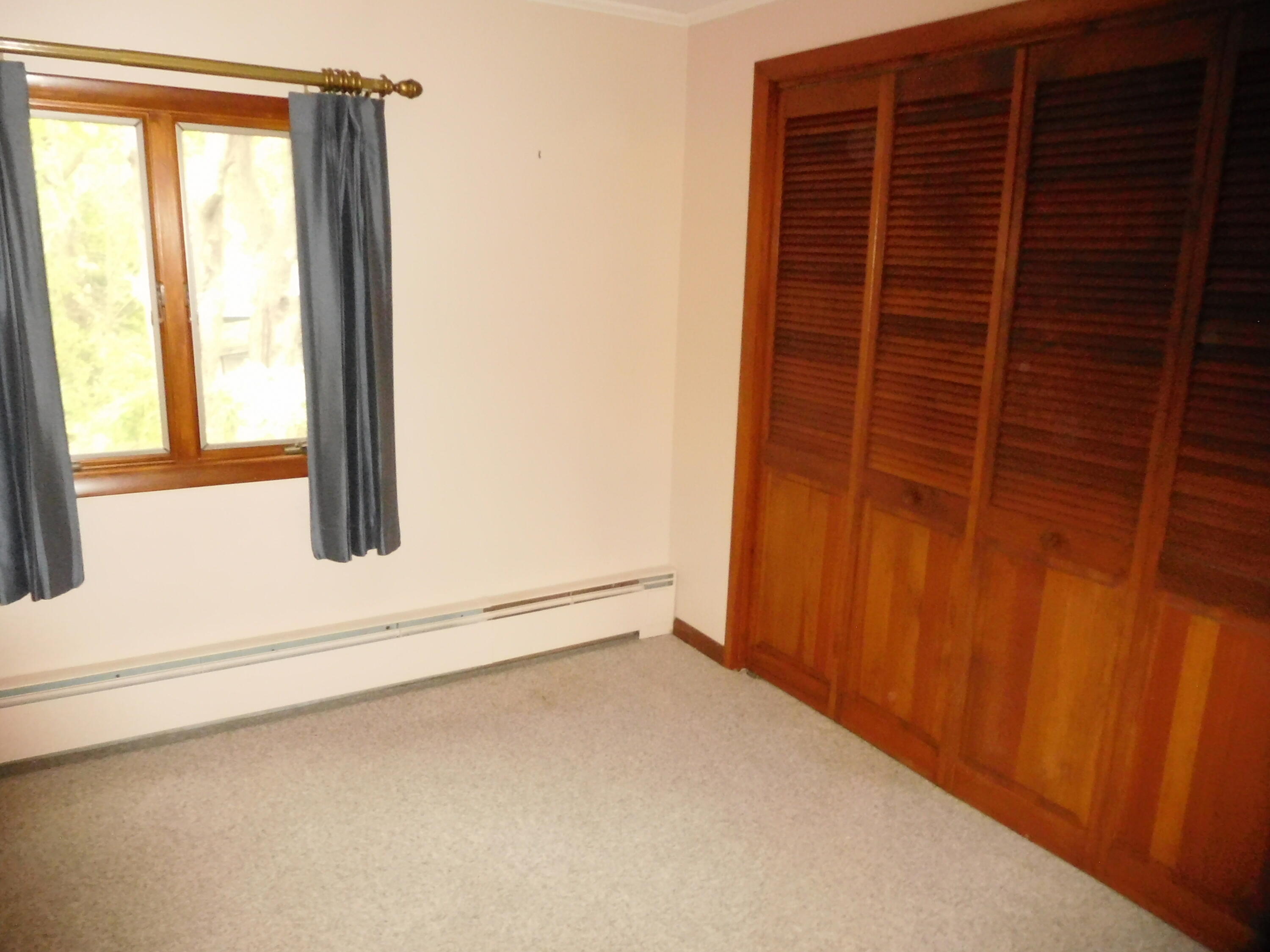 12 Burbank Street Lewiston, ME 04240 - Photo 16 of 44 15