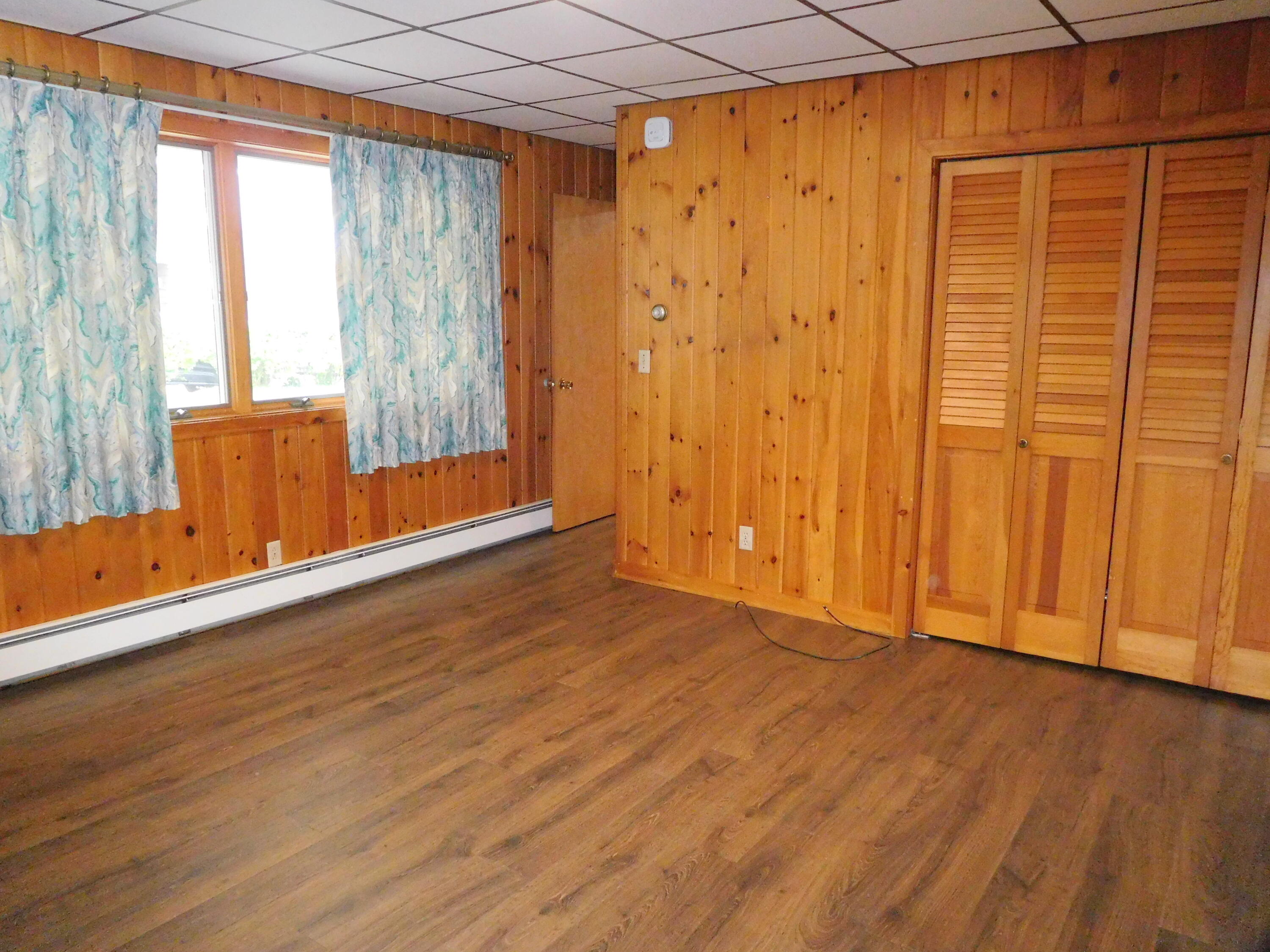 12 Burbank Street Lewiston, ME 04240 - Photo 19 of 44 18