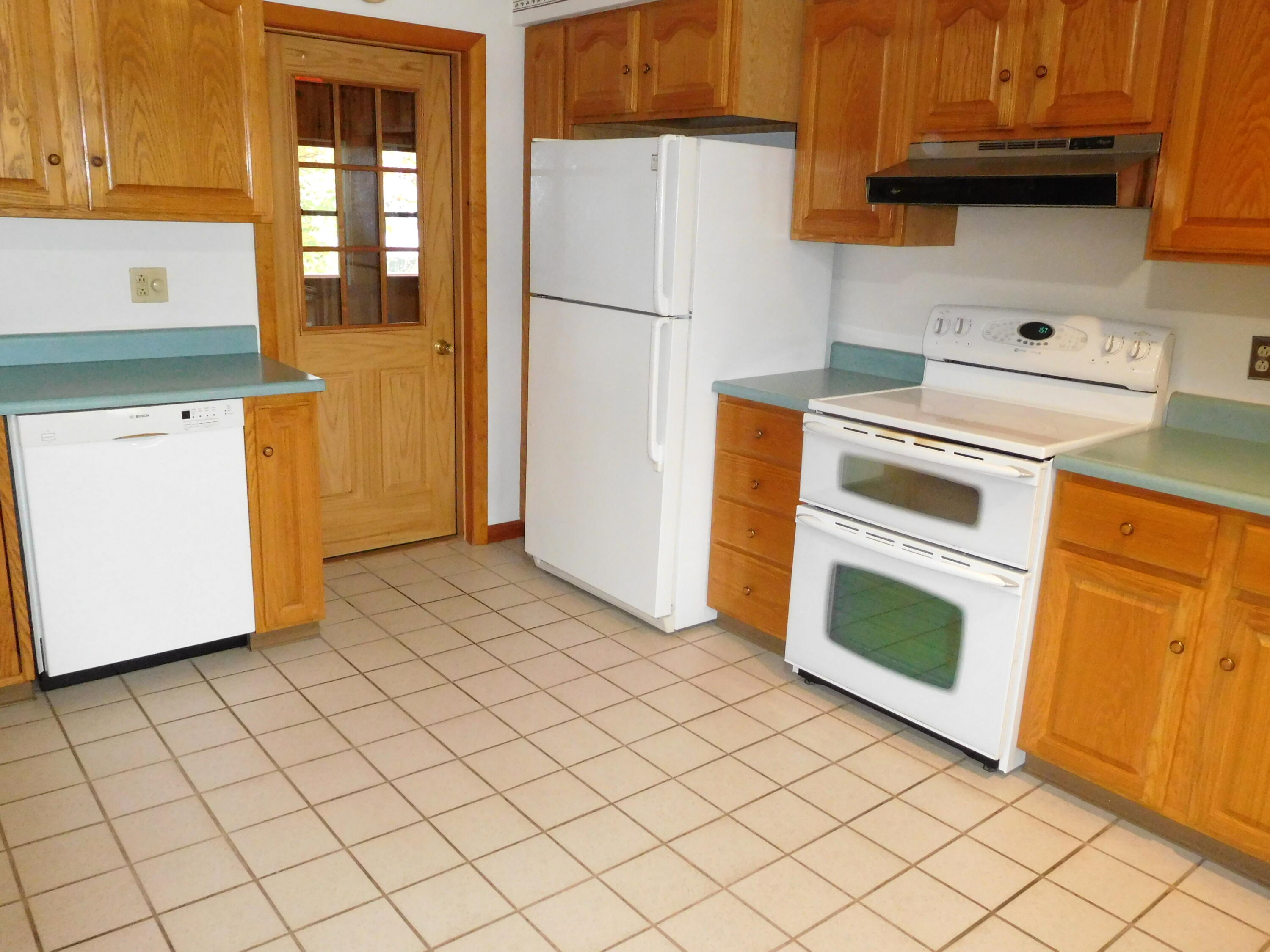 12 Burbank Street Lewiston, ME 04240 - Photo 2 of 44 02