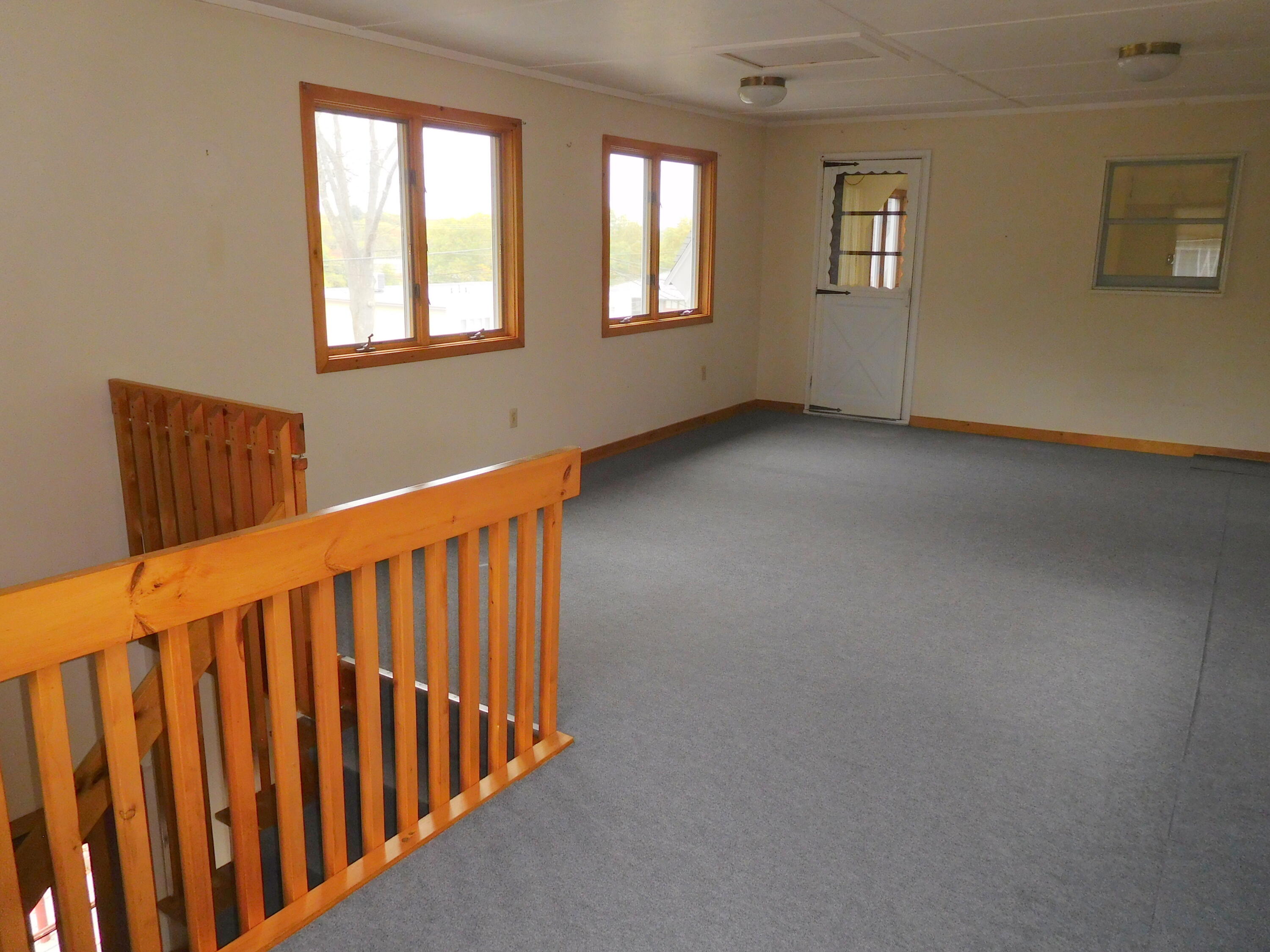 12 Burbank Street Lewiston, ME 04240 - Photo 24 of 44 23