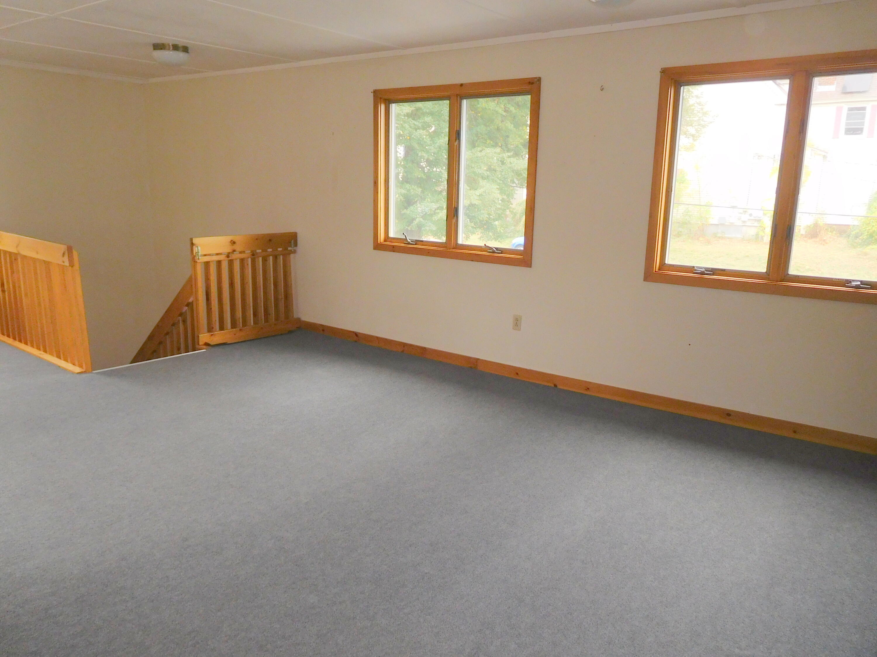 12 Burbank Street Lewiston, ME 04240 - Photo 25 of 44 24