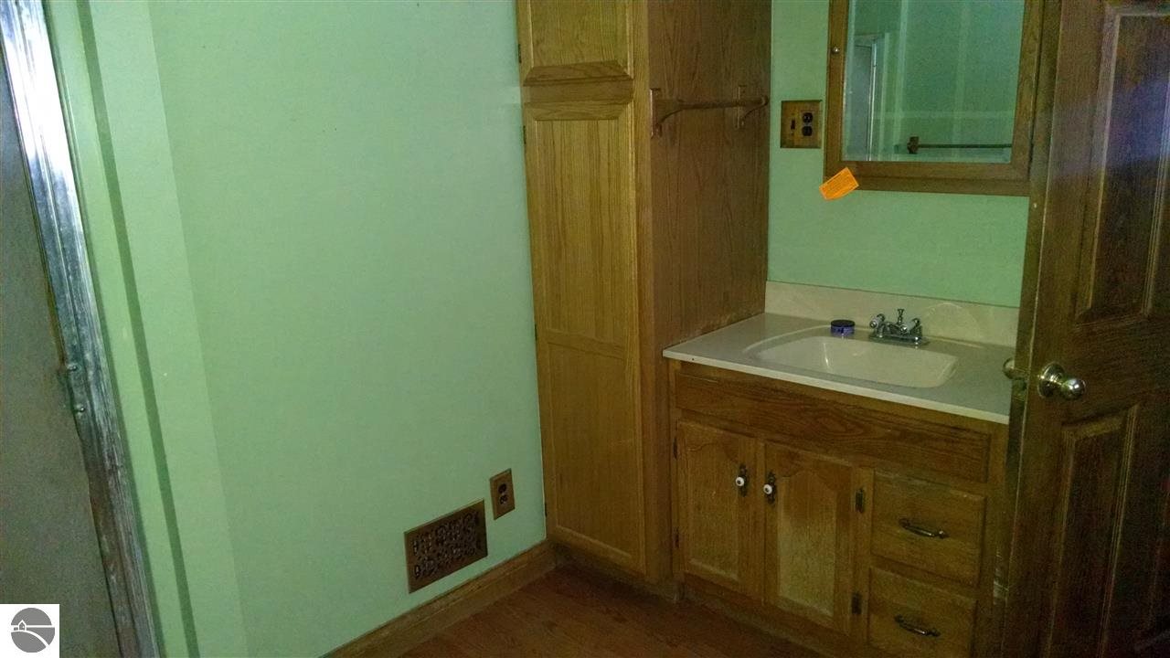 4045 North Seeley Road Manton, MI 49663 - Photo 13 of 22 1781702-12.JPG